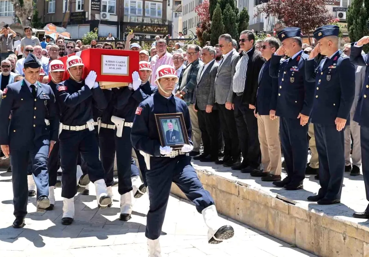 kibris-gazisi-mahmut-okut-son-seyahatine-ugurlandi-uIvFFu3v.jpg