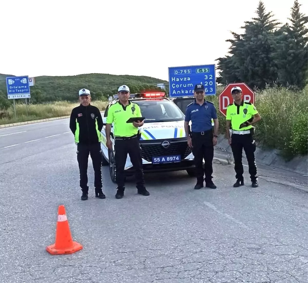 kurban-bayrami-icin-trafik-onlemleri-artirildi-JchwkJ6f.jpg