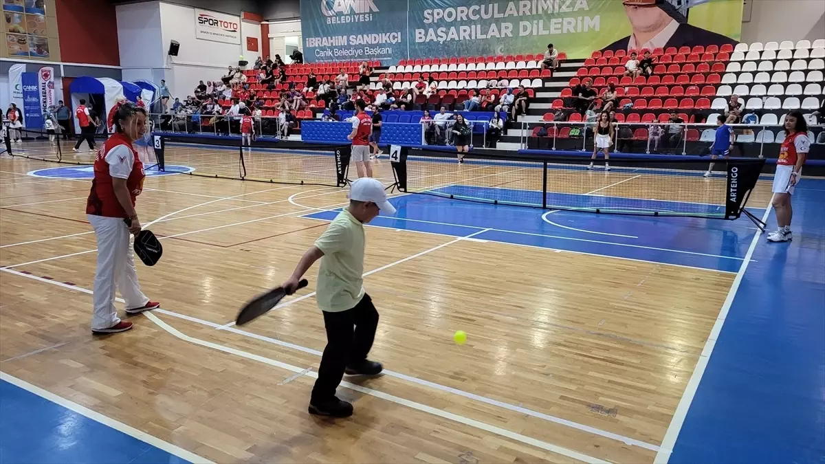 samsunda-aileler-ortasi-pickleball-sampiyonasi-duzenlendi-BCAJmEKh.jpg