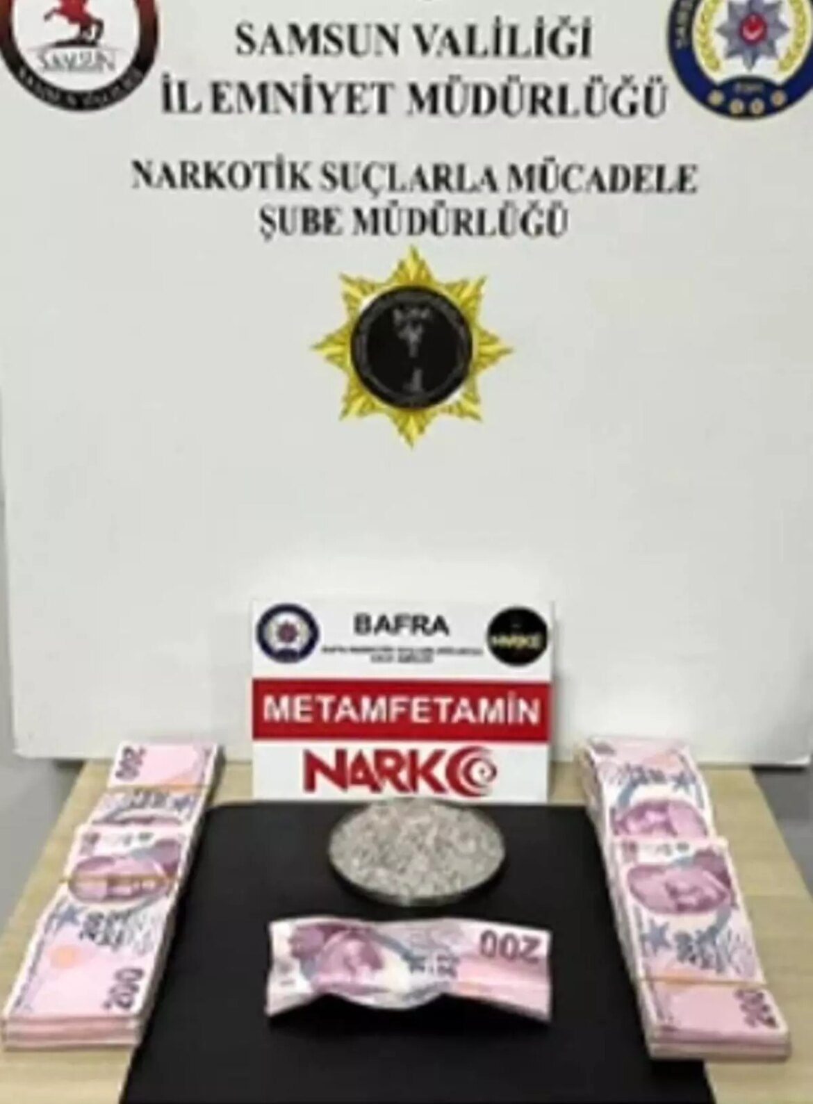 samsunda-uyusturucu-operasyonu-65-gram-metamfetamin-ele-gecirildi-qQcgwDdq.jpg